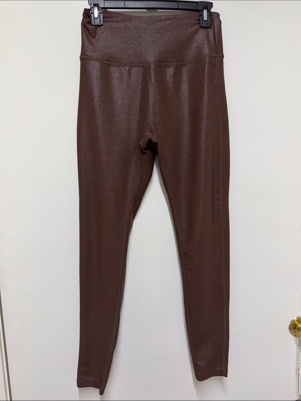 High-Rise Brown Leggings - Sleek Everyday Legging